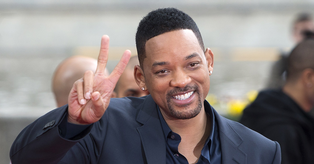 Will SMith giving peace sign